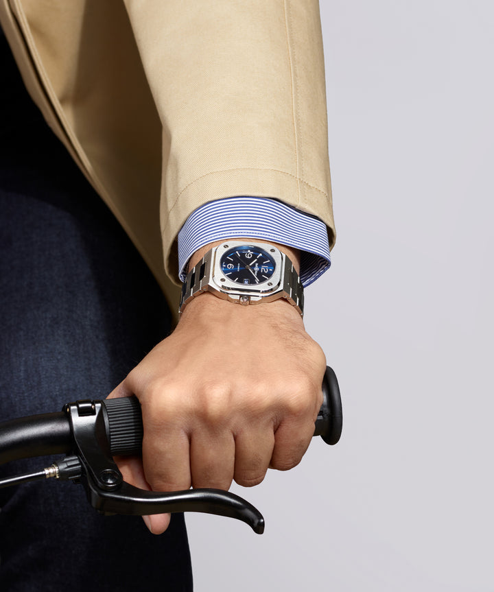 Bell & Ross - BR 05 Blue Steel Bracelet Acier Cadran Bleu - Les Champs d'Or