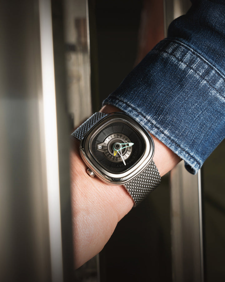 SevenFriday PG1/01 M GMT - vue 4