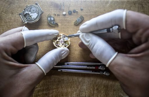 Atelier de réparation horlogère Les Champs d'Or